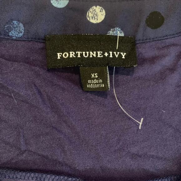 NWOT Fortune + Ivy Stitch Fix | Navy Polka Dot V-neck 3/4 Sleeve Top Blouse | XS - Picture 5 of 9